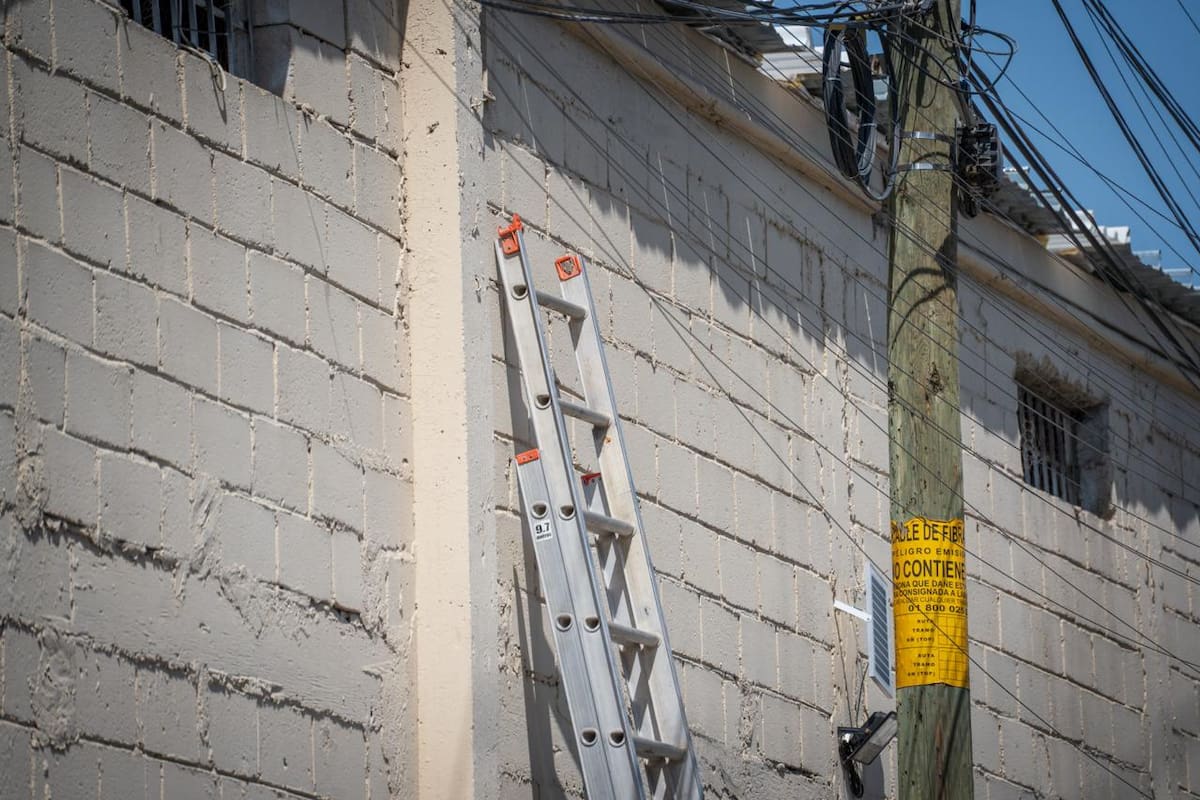 Descarga eléctrica en bodega de La Campiña deja tres trabajadores lesionados en Tijuana