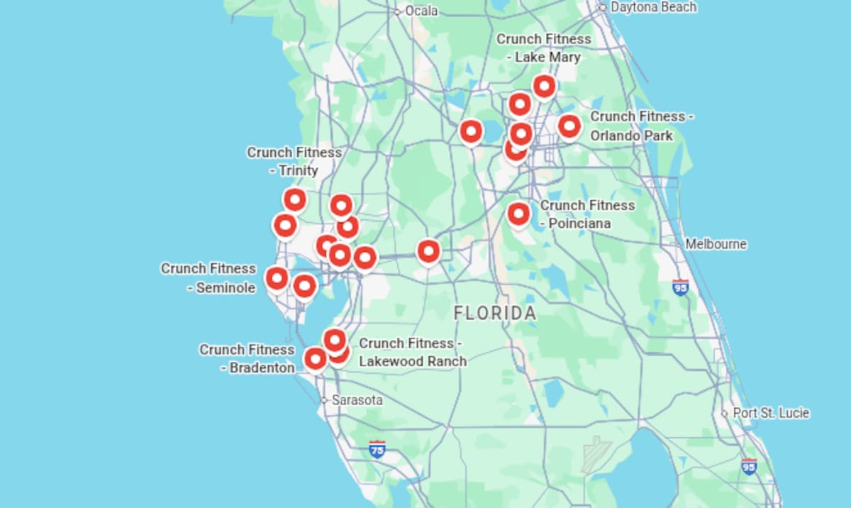 Las autoridades confirmaron que los 14 contagios están vinculados a la exposición dentro del gimnasio Crunch Fitness. (Google Maps)