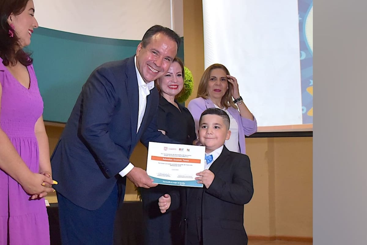 Entrega Astiazarán oficina remodelada de la Procuraduría del DIF Hermosillo