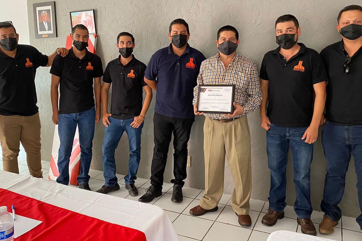 CMIC Ensenada ofrece curso a funcionarios sobre calidad en bacheo