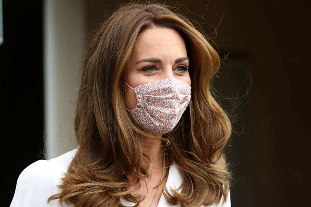 Kate Middleton usa cubrebocas por primera vez, por una noble causa