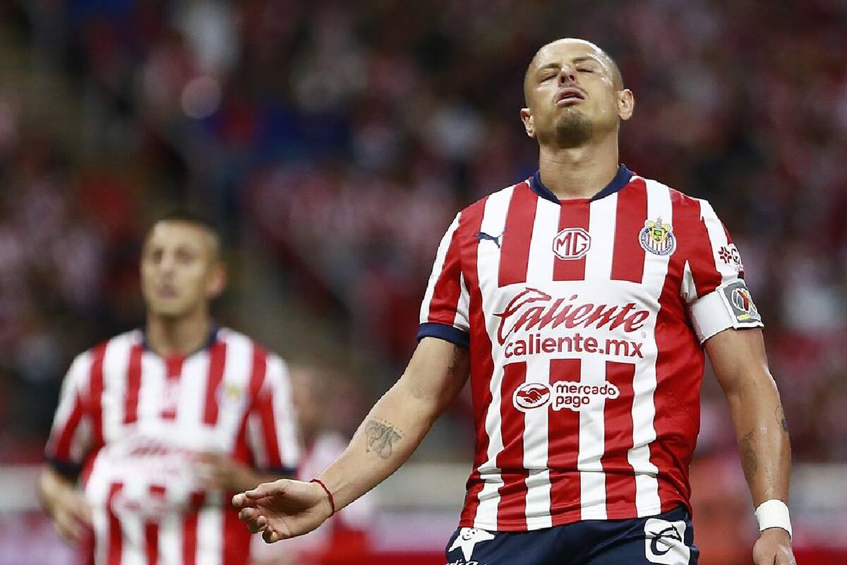 Así respondió 'Chicharito' a los abucheos que recibió en el empate de Chivas vs. Toluca