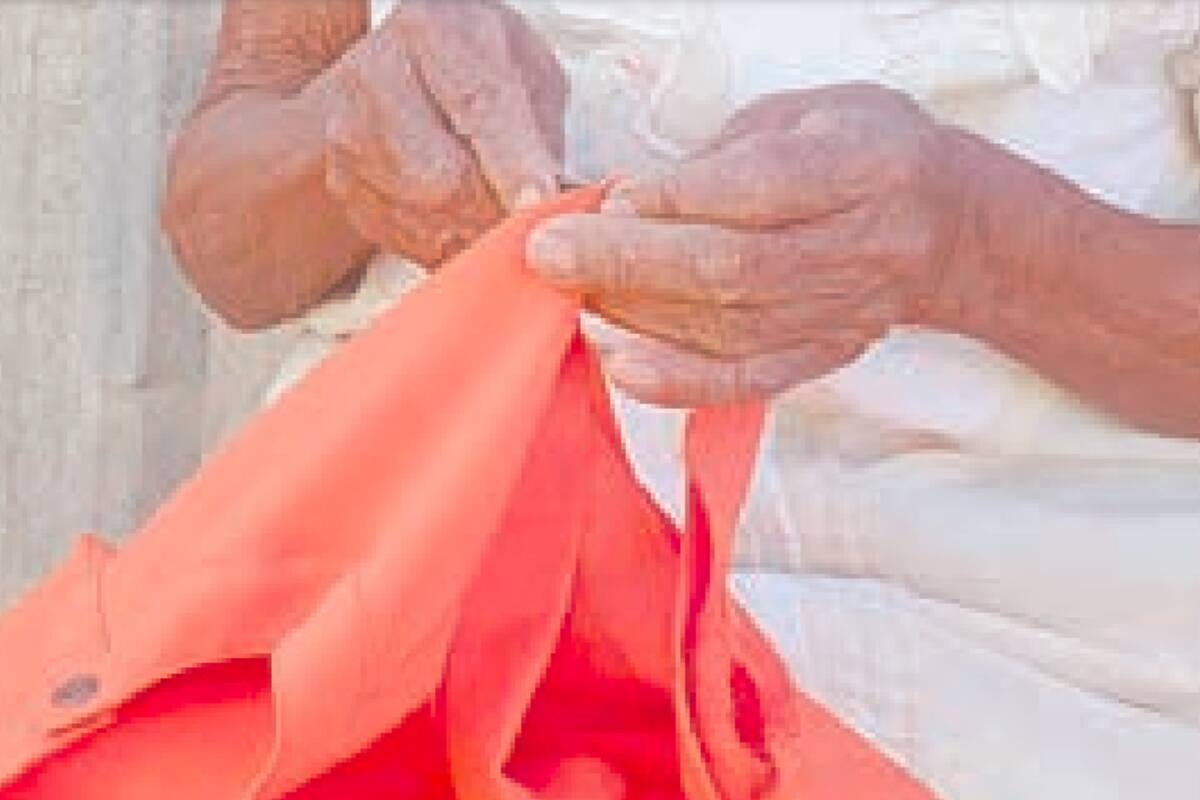 Tiene 76 años de edad Abuelita fue albañil, sobrevivió al Covid y ahora vecinos le brindan su apoyo