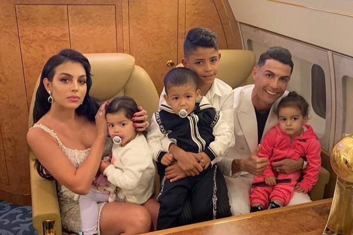 Ronaldo destina 100 mil euros mensuales para gastos del hogar