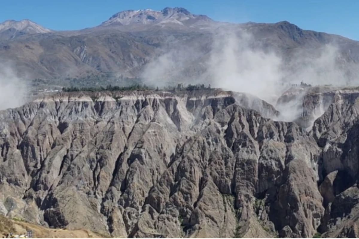Un sismo de magnitud 7.2 sacudió el sur de Perú con epicentro cerca de Coracora, donde la fuerza del movimiento provocó daños en viviendas y una clínica de salud