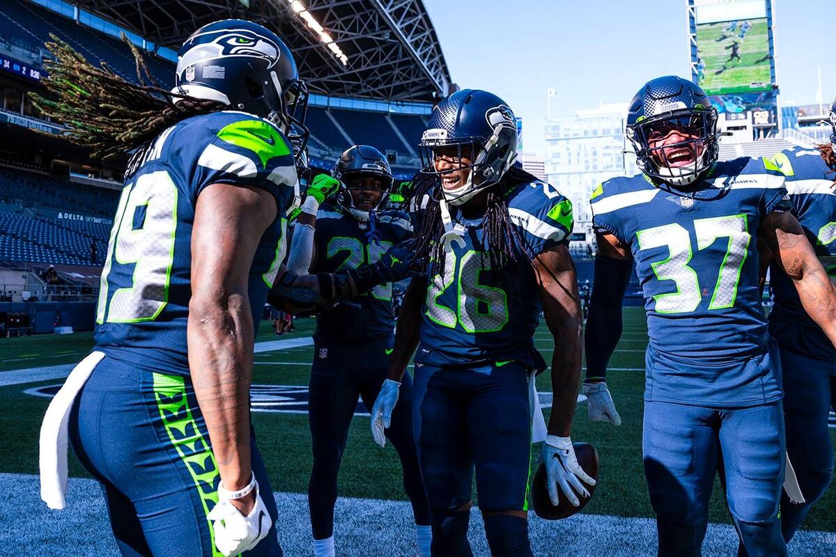 Seahawks aplacan la remontada de los Vaqueros