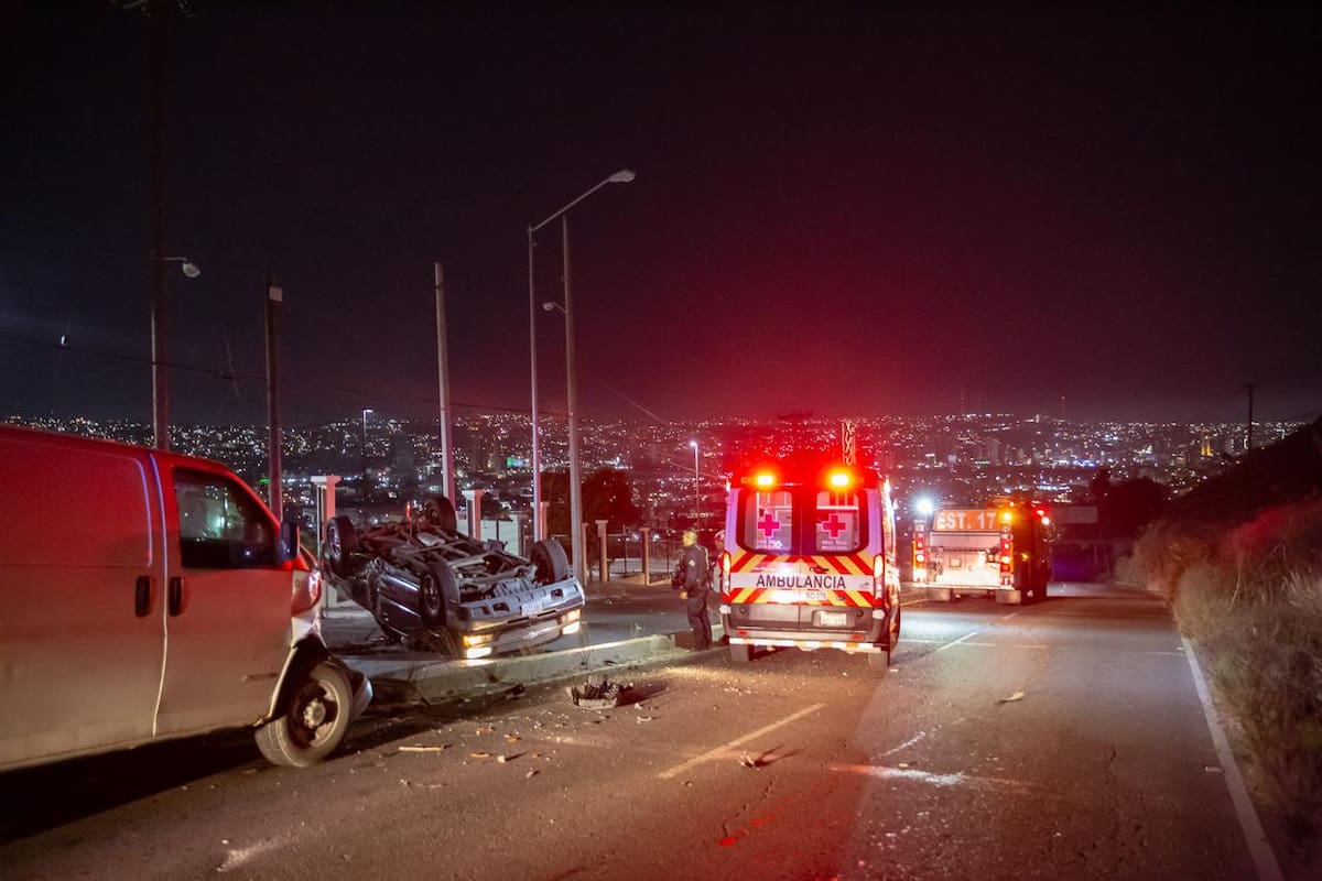 Ninguno de los tripulantes de los autos involucrados resultó herido de gravedad. Foto: Border Zoom