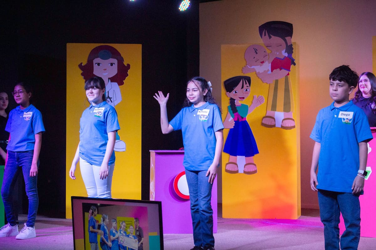 Se realiza con éxito el juego de exhibición del programa Pequeños Grandes Lectores