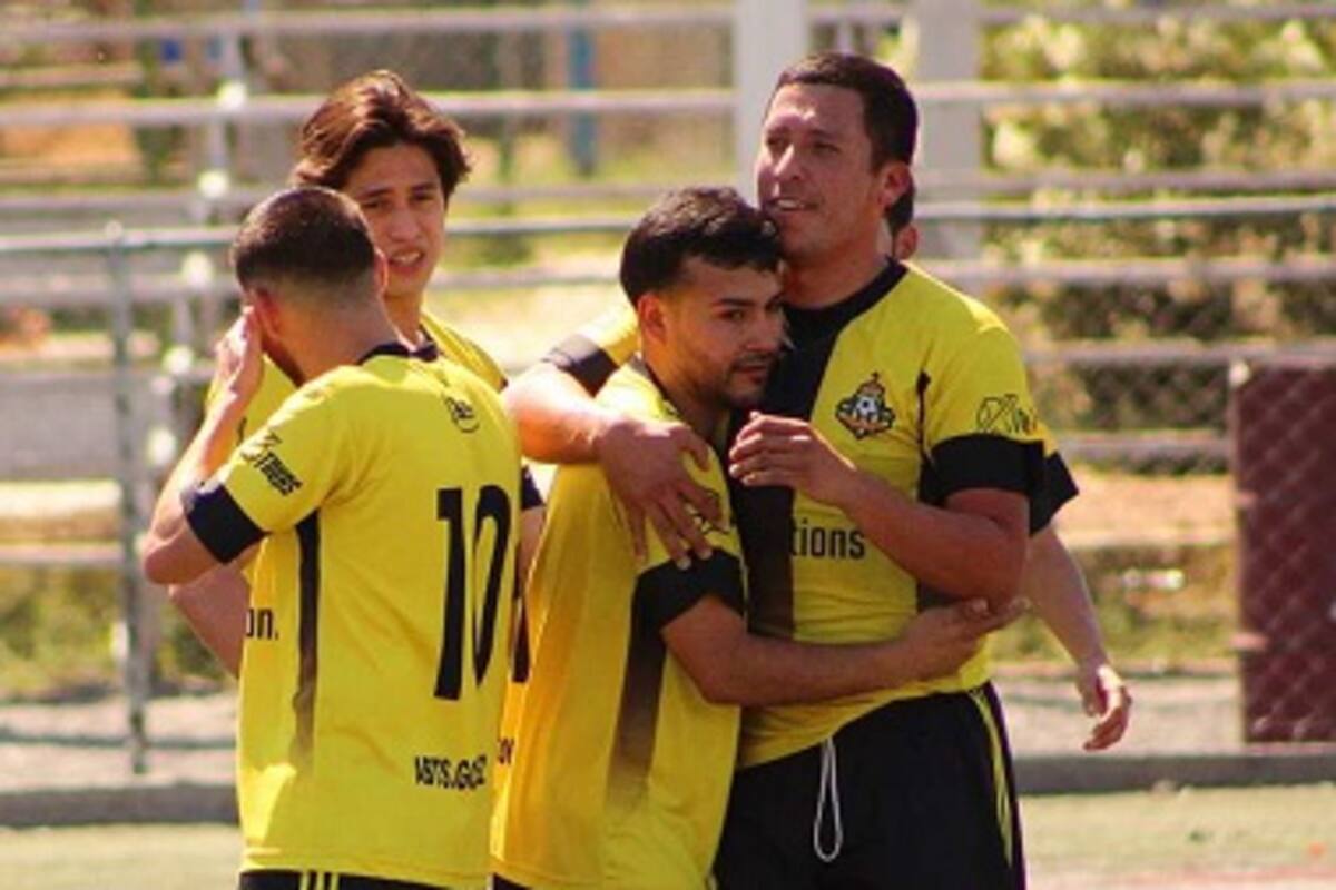 Sta. Rosa necesitó de media hora para golear al Ferrocarril