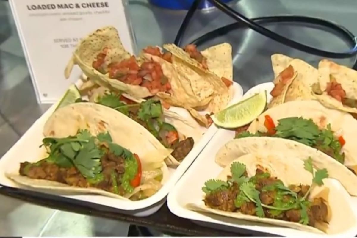 Algunos vendían tacos en 400 pesos y guacamole en 280 pesos: Profeco suspende hoteles y detecta precios excesivos en operativo especial en Tulum