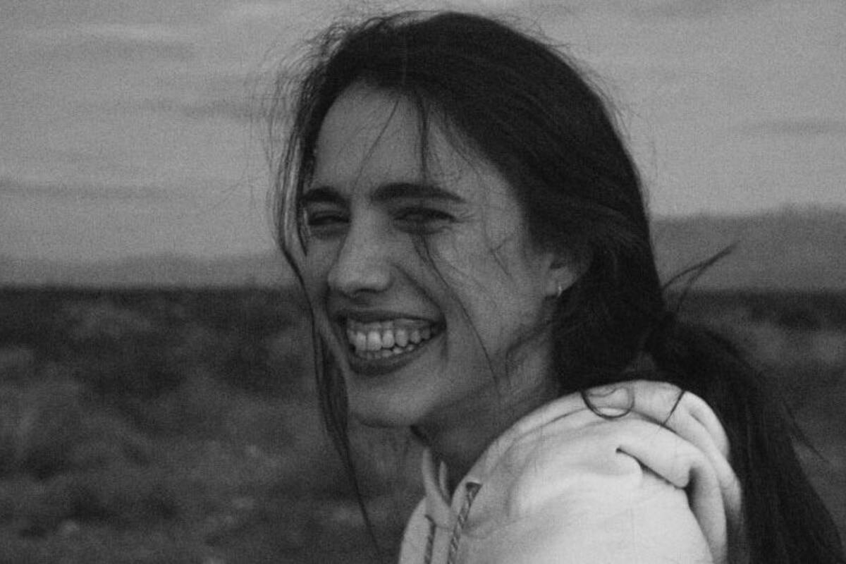 Margaret Qualley apoya a FKA Twigs y se une a las denuncias contra Shia LaBeouf por abuso