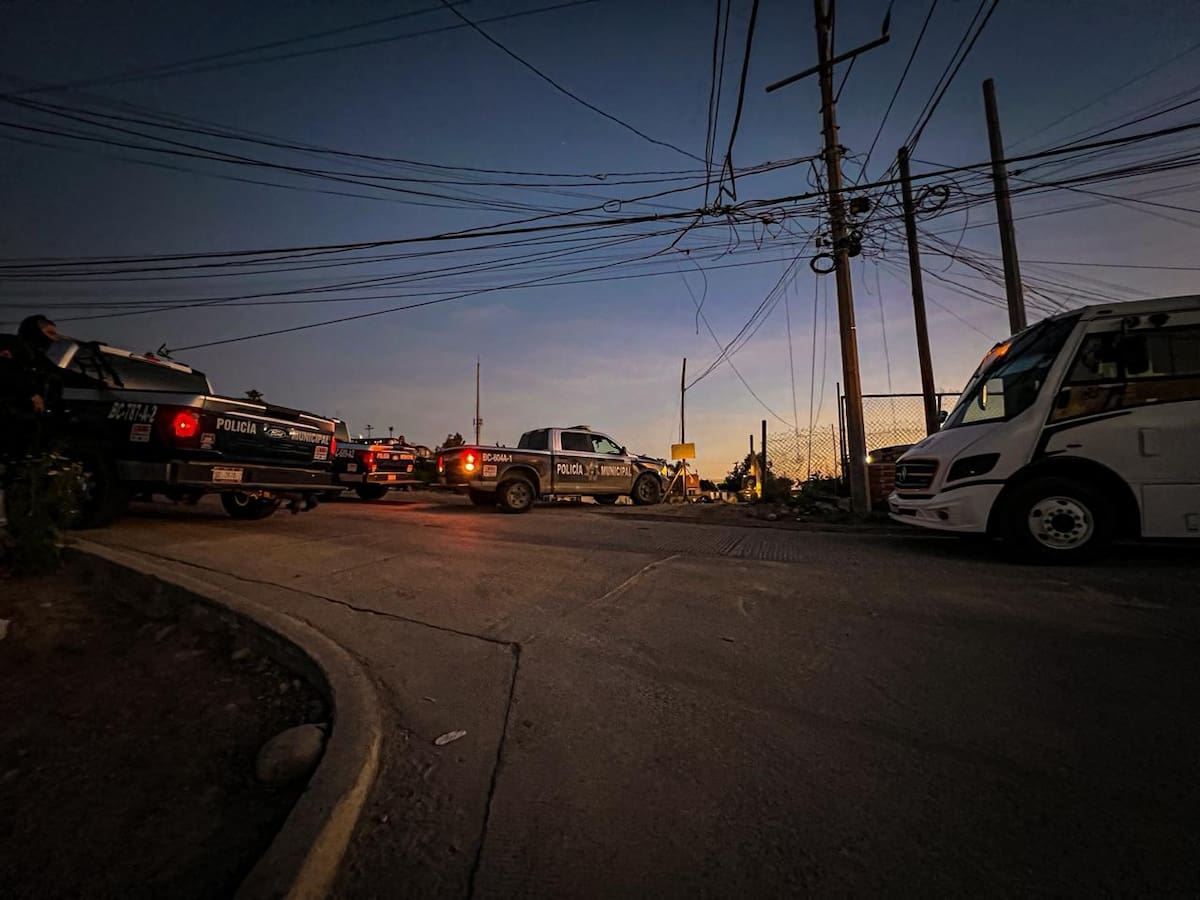 El reporte de una persona herida generó un operativo en la colonia Obrera; de manera extraoficial se habla de un detenido. Foto: Leonardo González