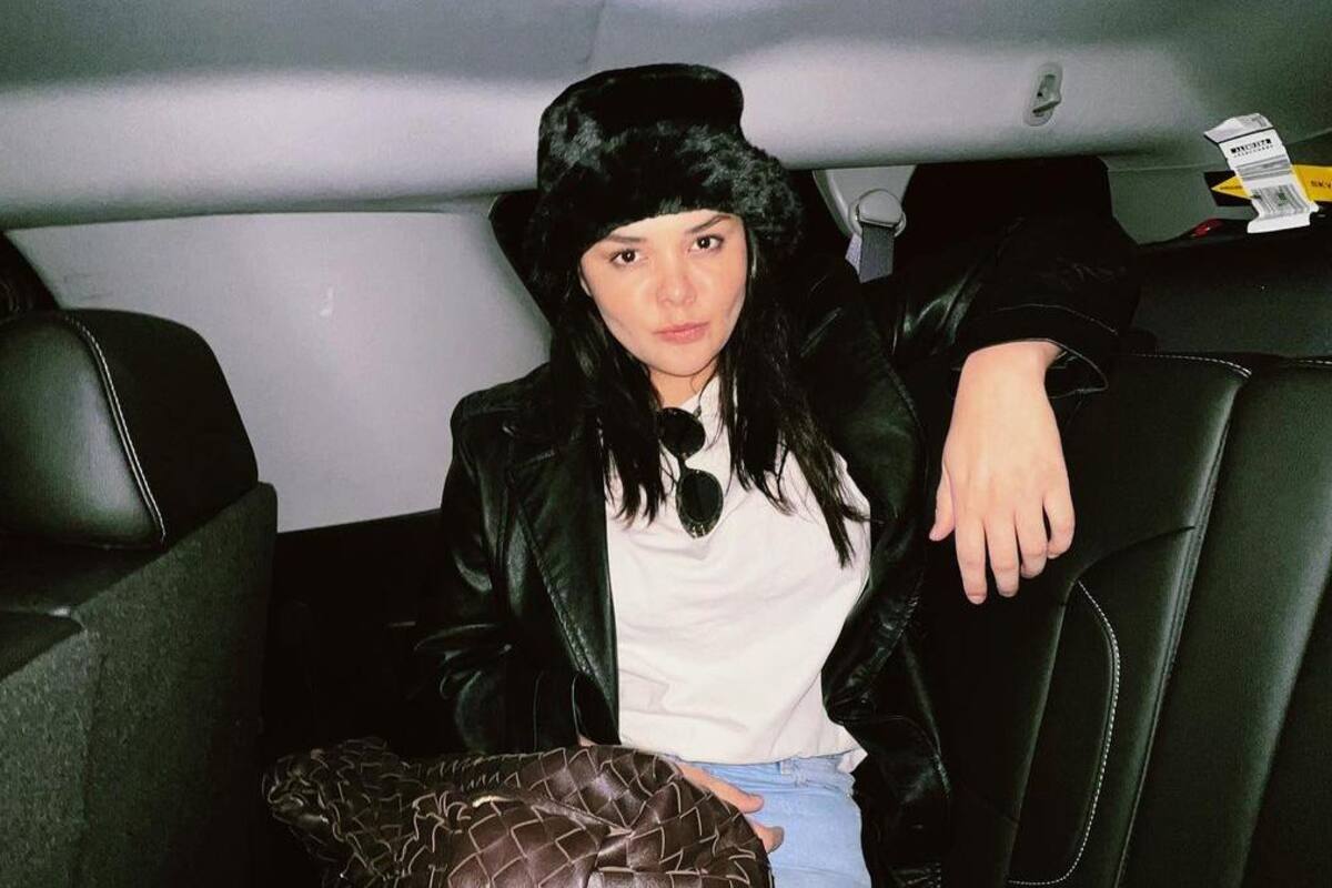 Yuridia le pide a sus fanáticos que ya no le regalen nada en sus conciertos