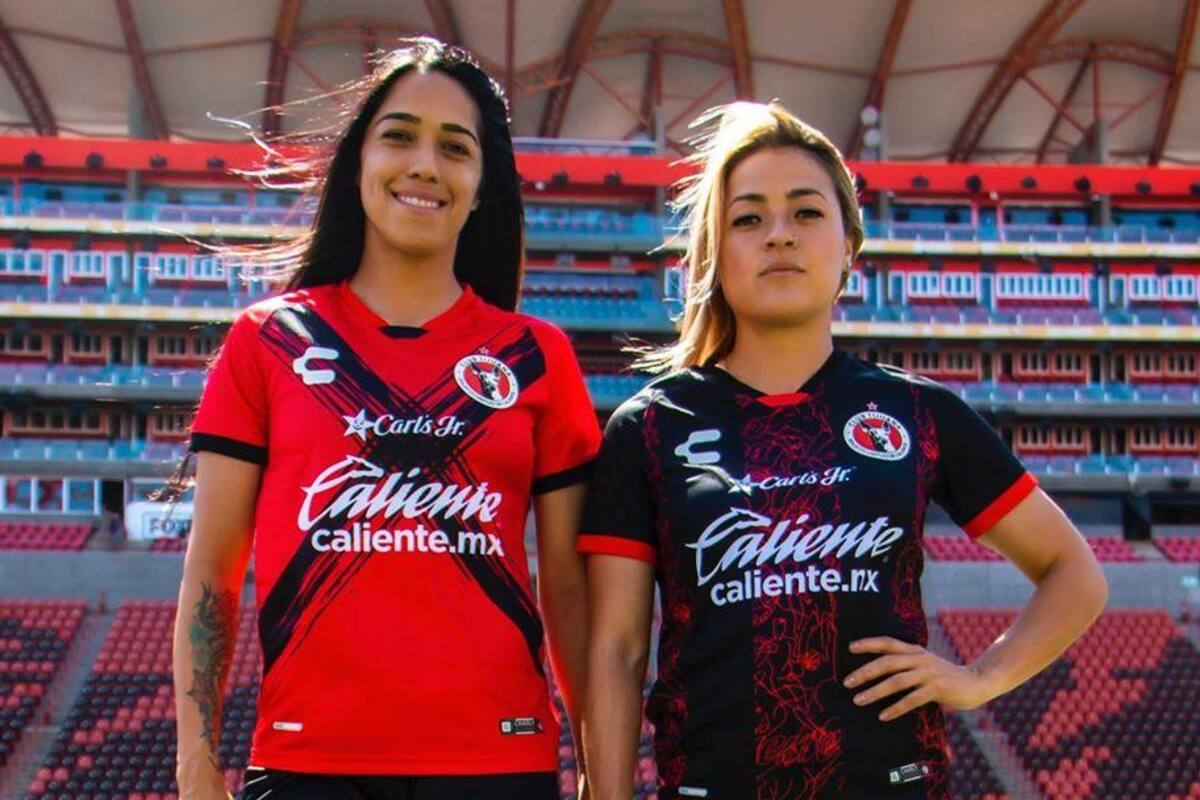 Presenta Xolas su nueva camiseta para torneo 2020