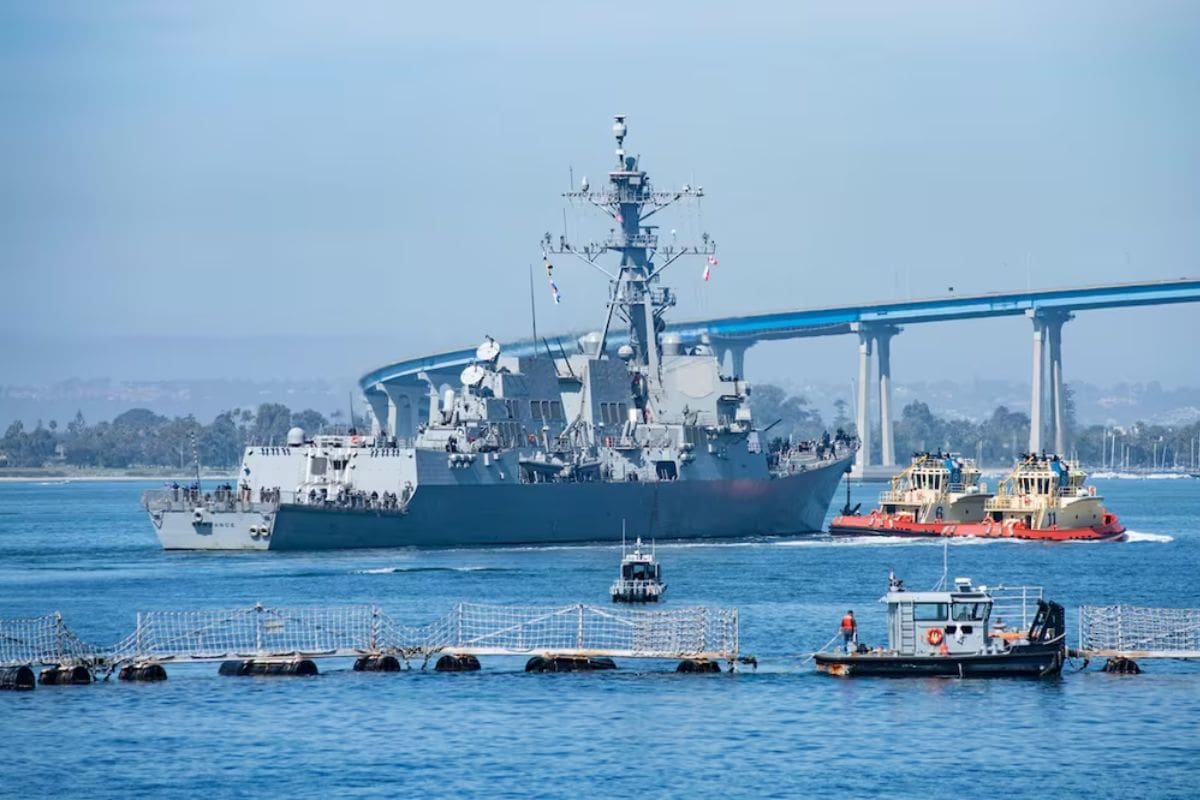 El destructor USS Spruance fue desplegado por Estados Unidos para apoyar las operaciones de seguridad fronteriza en la frontera sur con México. Foto: El Universal