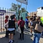 Celebran que quedaron en la ‘prepa’ Lázaro Cárdenas