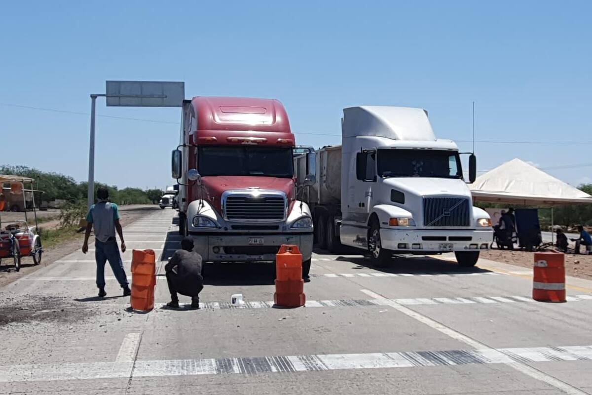 Continúan bloqueos Yaquis en Vícam