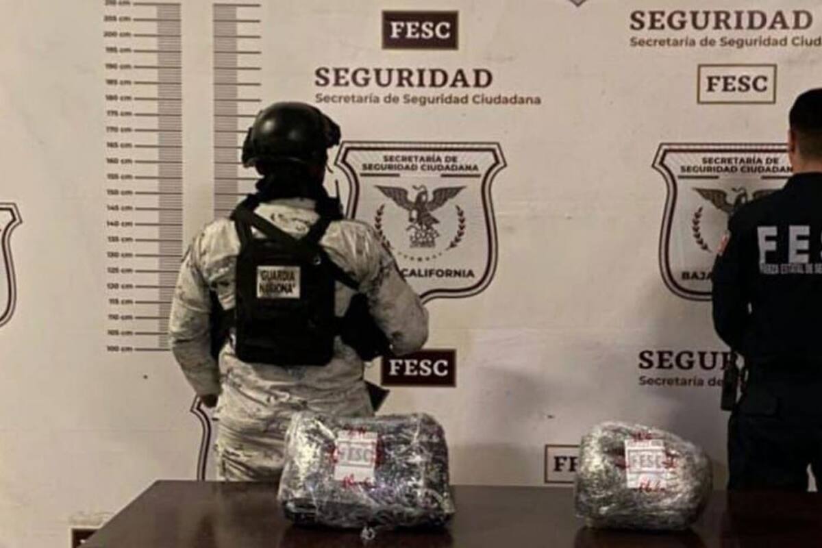 Localizan 15 kilos de metanfetamina en vía pública de Tijuana