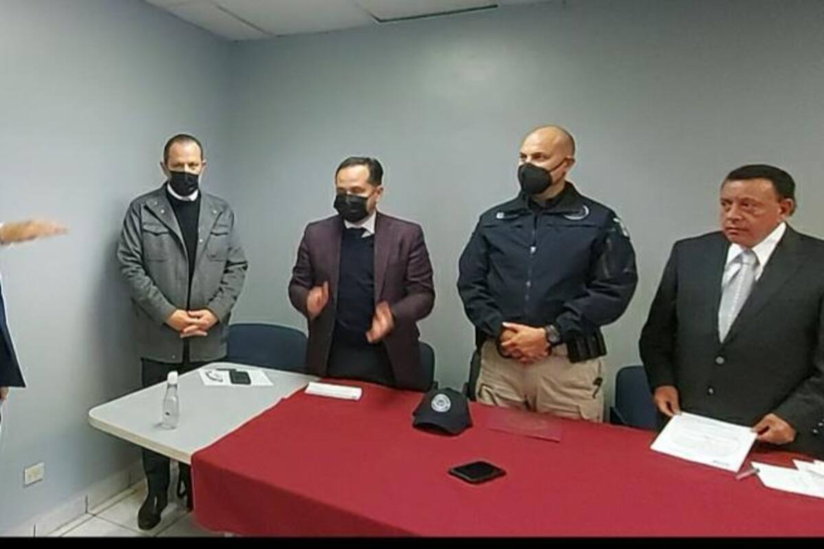 Toman protesta fiscal regional y comandante de investigación de la FGE en San Quintín