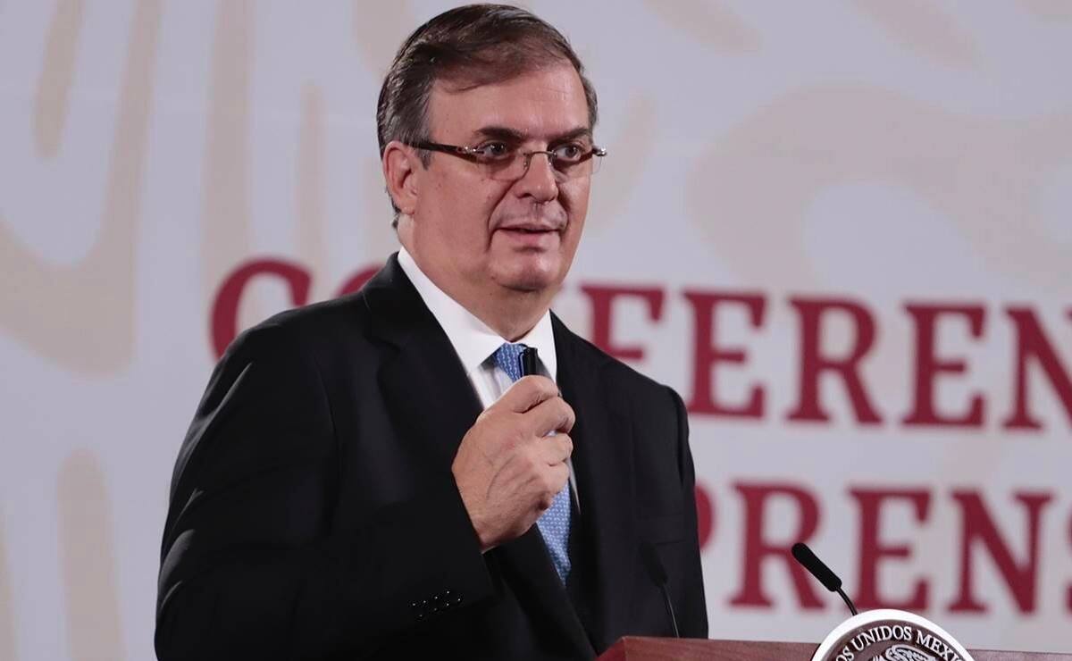 El secretario de Economía, Marcelo Ebrard, explicó que con estas medidas se espera recaudar más de 70 mil millones de pesos y que el efecto inflacionario sería de alrededor de 0.2%, de acuerdo con estimaciones oficiales.