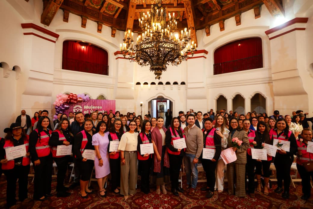 Se integra nueva generación de Mujeres al Volante al transporte en Ensenada