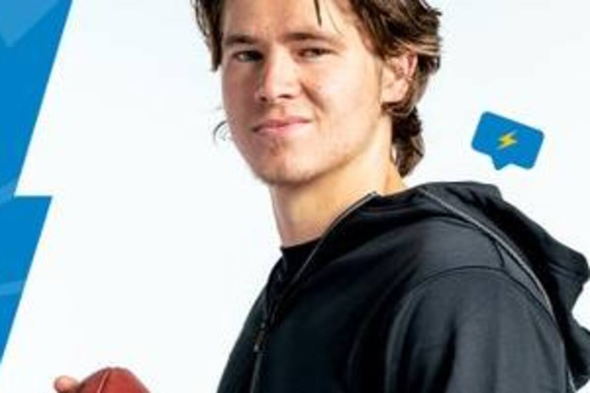 Justin Herbert firma con Chargers de L.A.