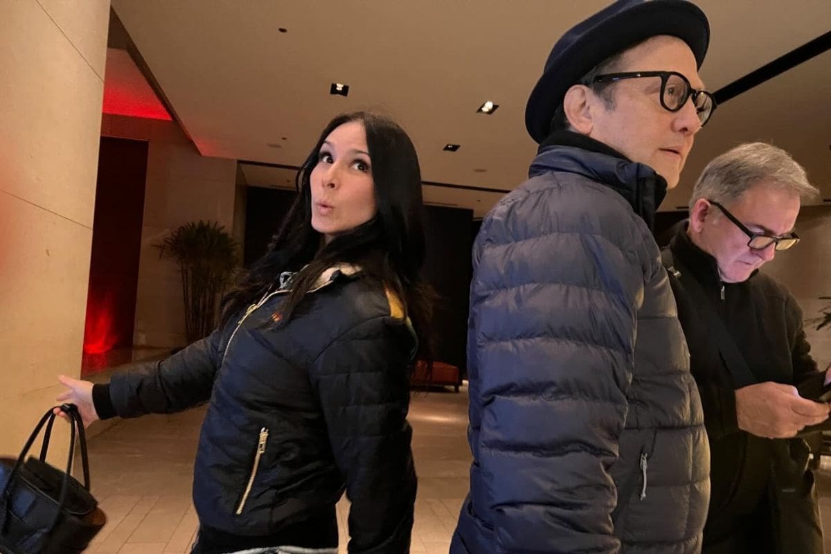 Rob Schneider y Patricia Azarcoya habrían iniciado proceso de divorcio tras más de 20 años juntos | Instagram @iampatriciamaya