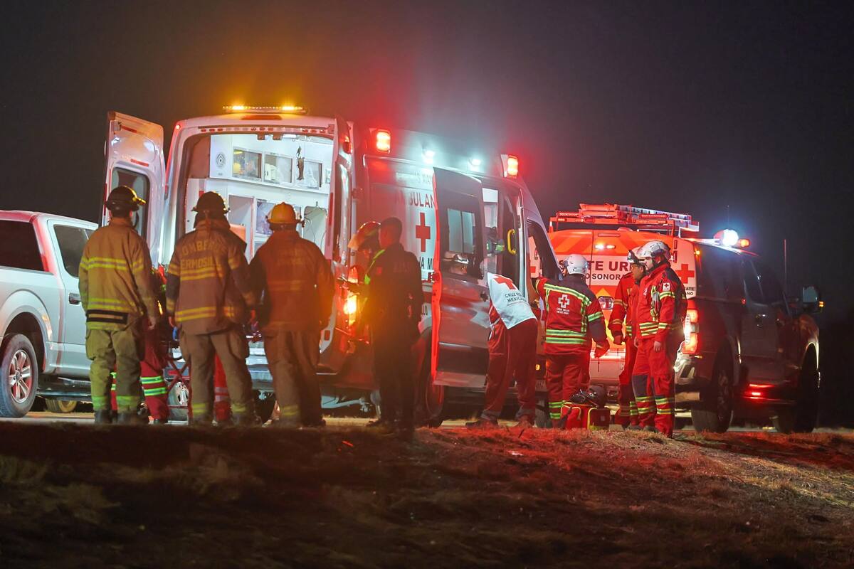 Se registra volcamiento en dos carreteras de Hermosillo