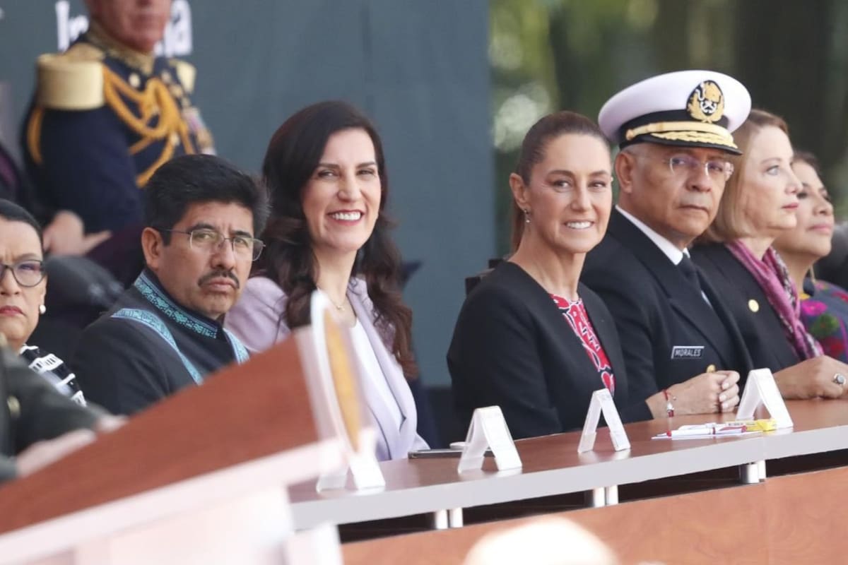 Kenia López Rabadán revela que Hugo Aguilar se disculpa con ella tras polémica en ceremonia patriótica