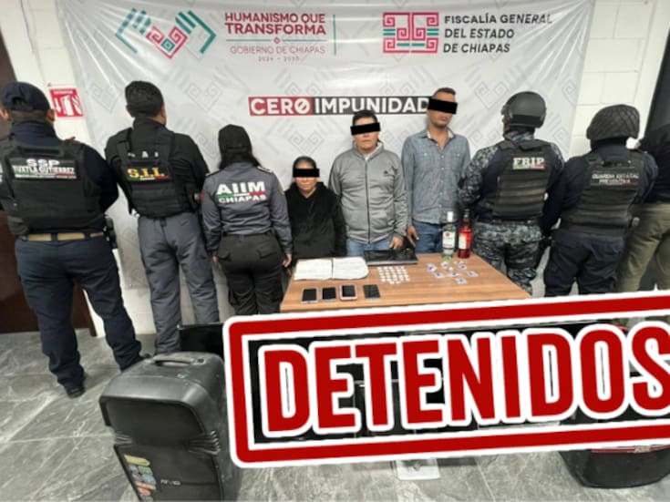 Cateo en Chiapas termina con tres detenidos acusados de encubrimiento y vender metanfetaminas y artículos robados; les aseguran vehículos, motos y celulares