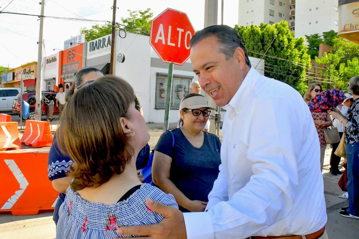 Hermosillo: Supervisa Astiazarán rehabilitación de pavimento en la calle 7