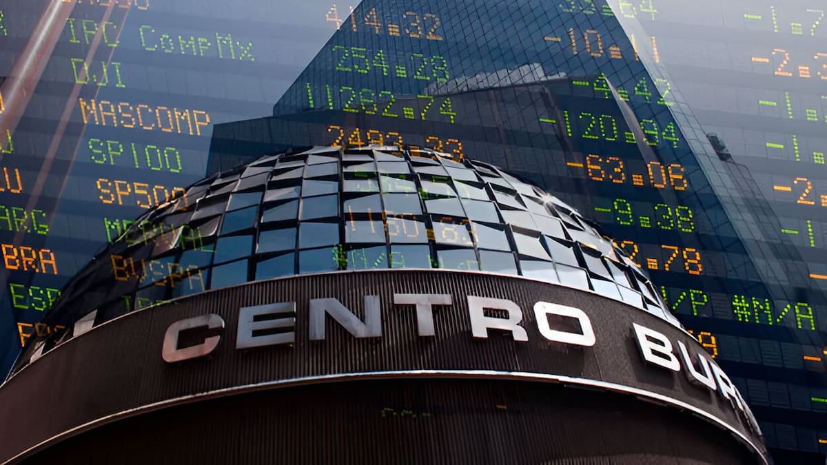 Caída en la Bolsa Mexicana de Valores: ¿Qué emisoras y sectores impulsaron el descenso del IPC en agosto?