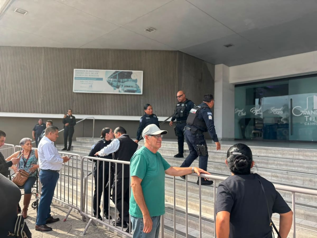 Alrededor de 140 viudas aseguran seguir sin recibir este derecho y solicitan una reunión pública con autoridades para conocer por qué continúa el retraso. Foto: Lorena Salinas.