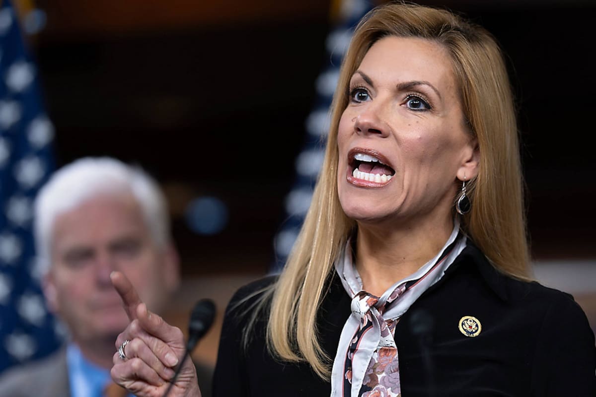 Aranceles para todos: Congresista republicana propone arancel adicional de 15% a importaciones de países con déficit comercial, incluido México