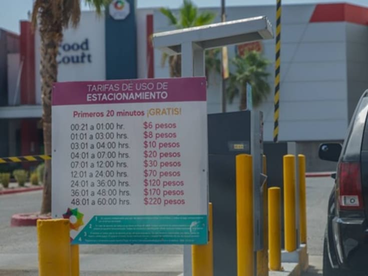 Todas las plazas de Mexicali se ampararon por estacionamientos: DAU