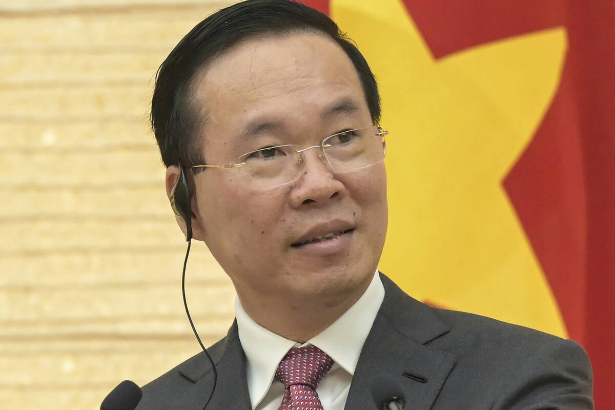 Presidente acusado de “corrupto” no soporta y renuncia ante señalamientos en Vietnam