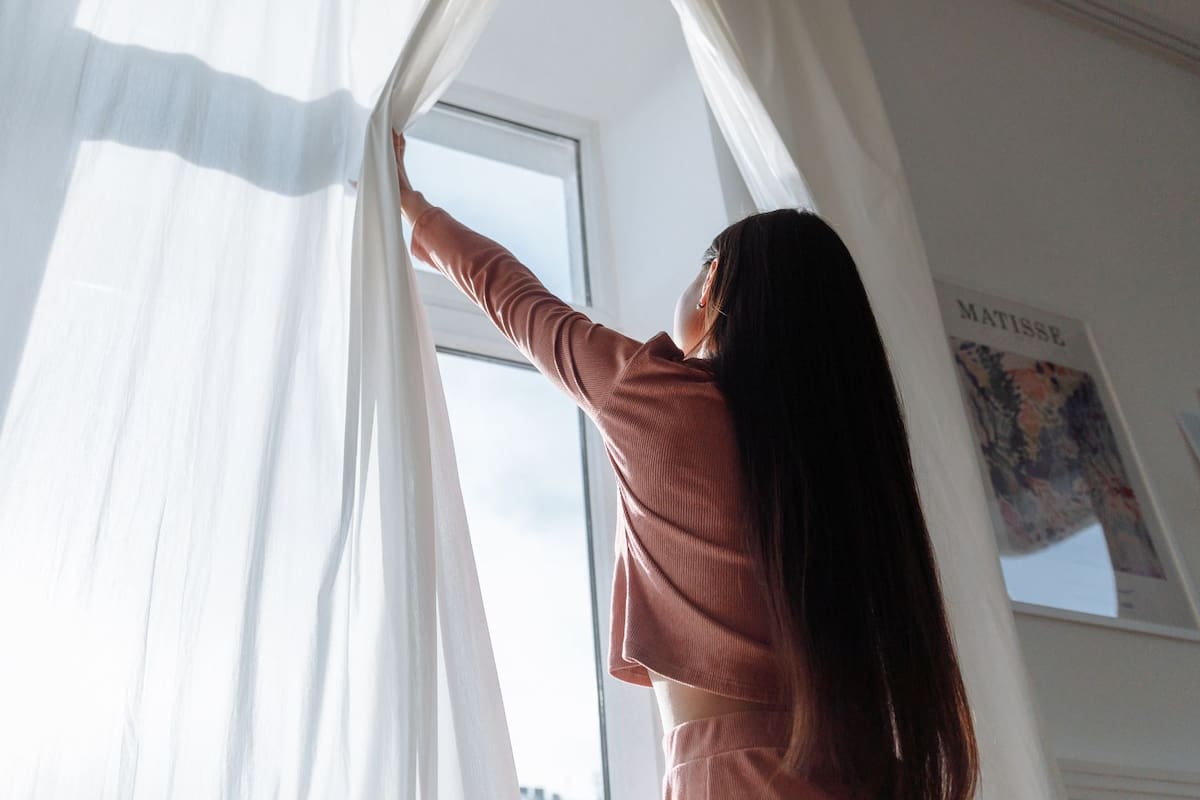 La hora en la que nunca debes abrir la ventana en verano