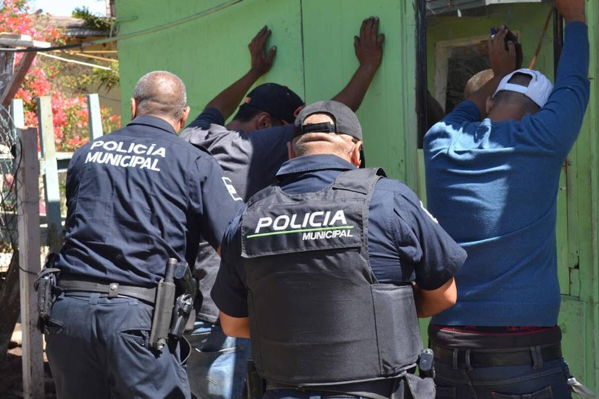 Homologarán sueldo a policías de San Quintín con el resto de los municipios