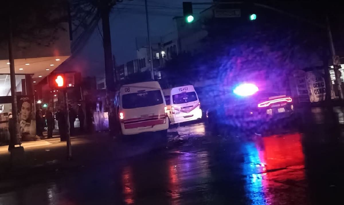 En la zona Centro se registró el choque entre dos unidades de transporte público.