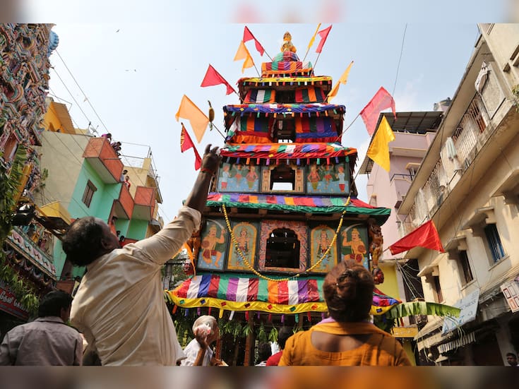 Tragedia en India: nueve fallecidos en avalancha humana durante ritual religioso