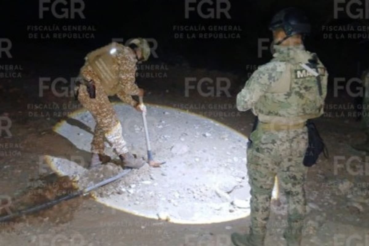 Localizan e inhabilitan toma clandestina de hidrocarburo en Hermosillo; fueron asegurados 8 mil litros de combustible