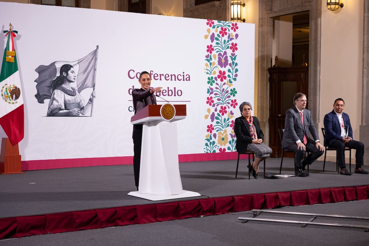 Sheinbaum dice no estar de acuerdo con trato de criminales a migrantes y se les envíe a Guantánamo