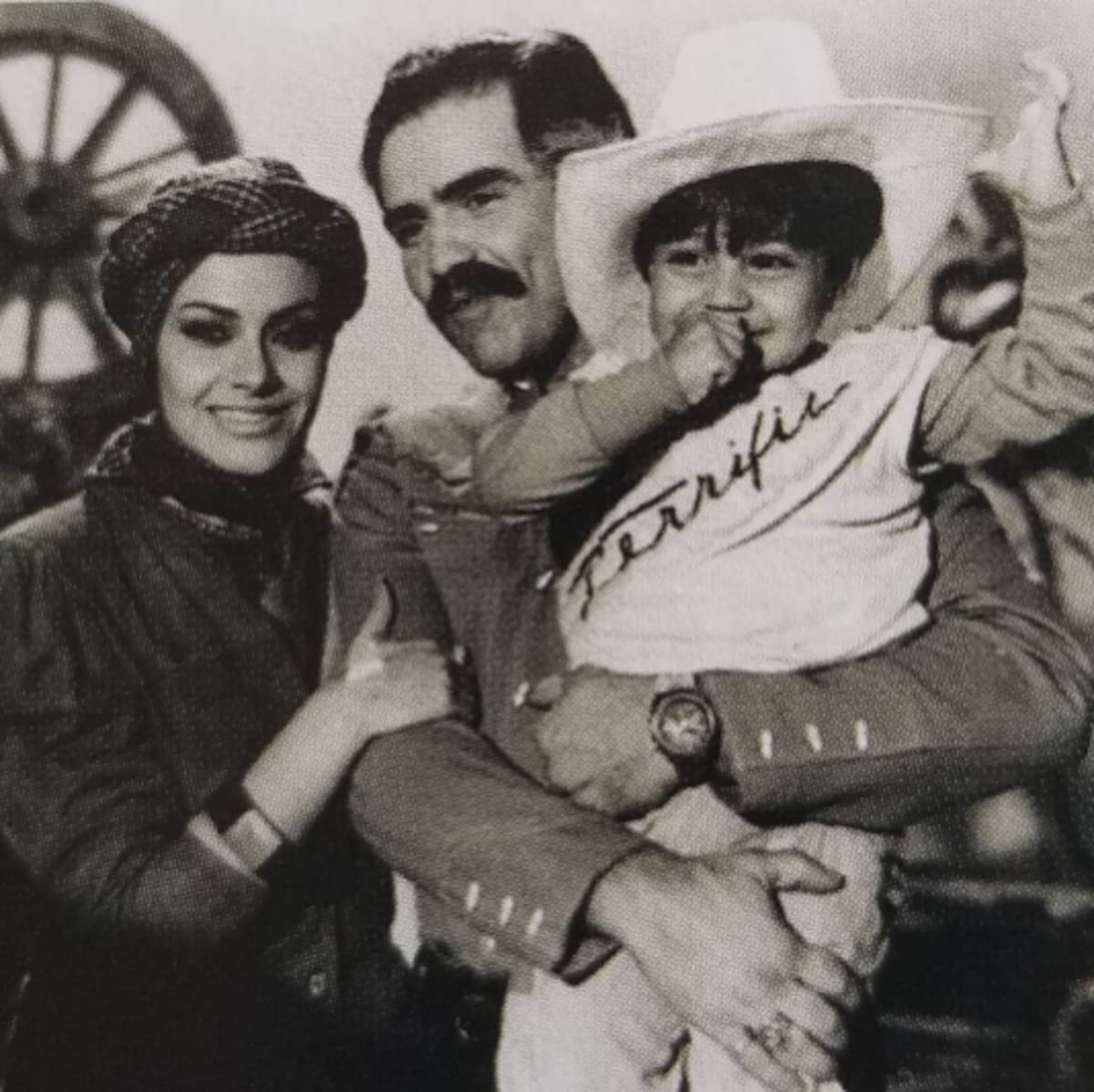 Omar García Harfuch actuó de niño en una telenovela con María Sorté