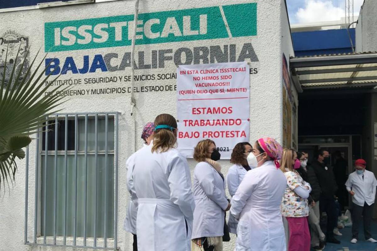 Exige personal médico del Issstecali vacuna contra el Covid-19