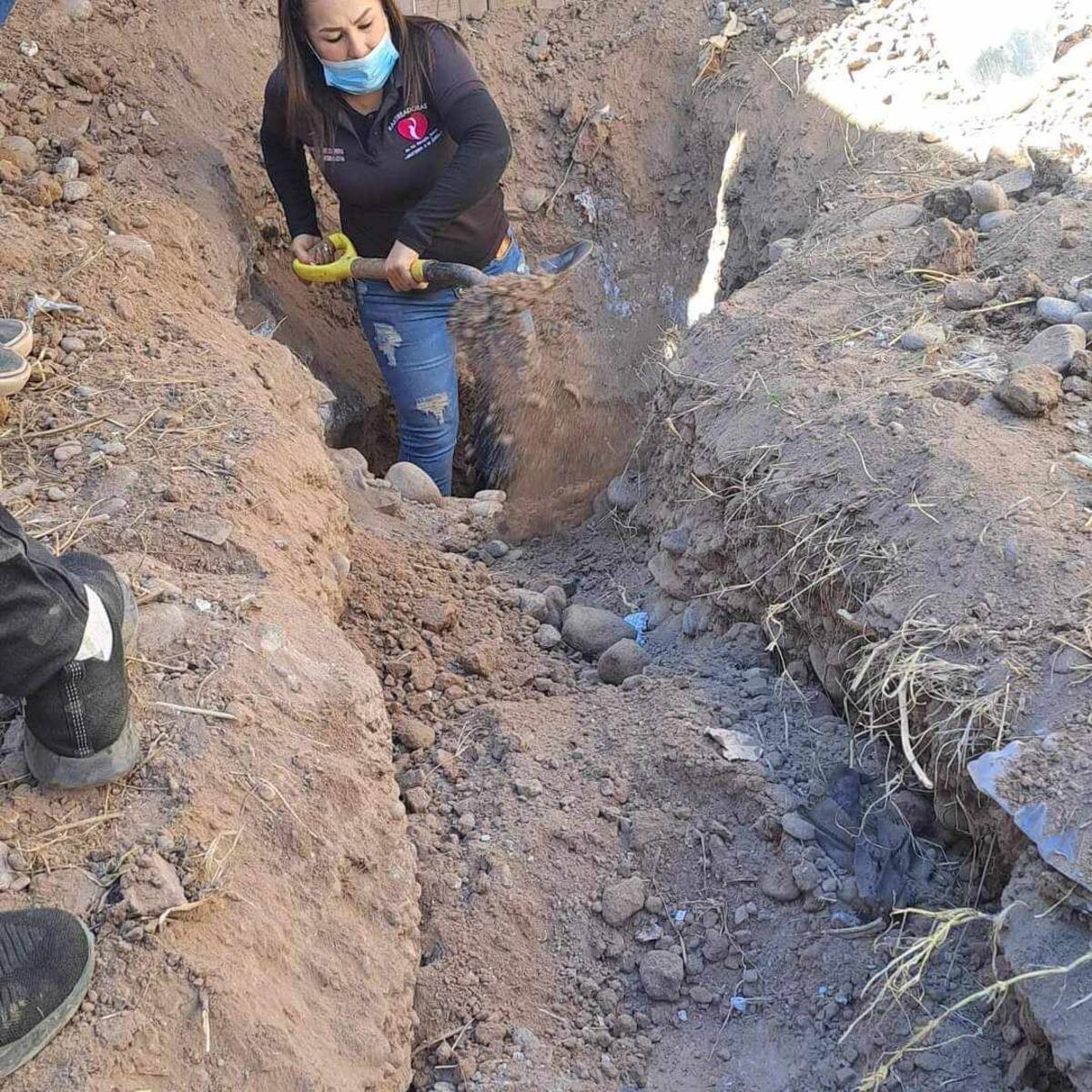 El Colectivo Rastreadoras encontró restos óseos a las 13:09 horas.