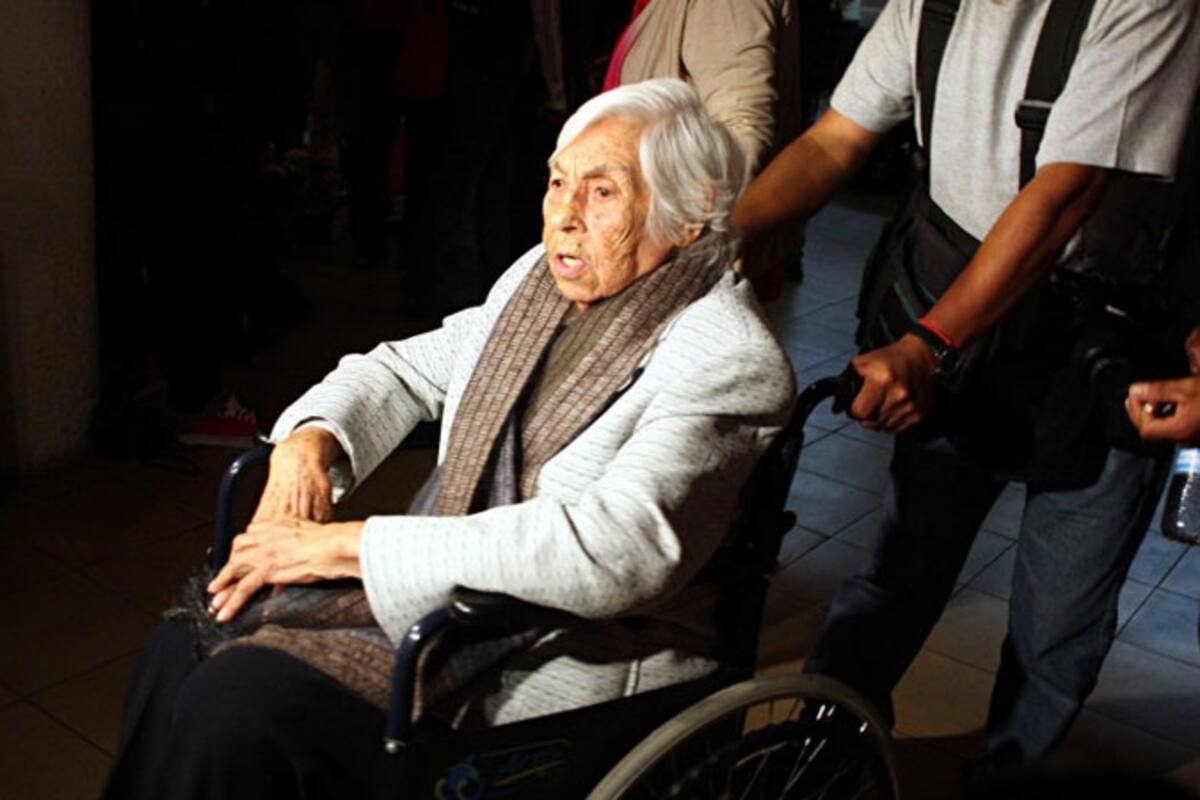 Laura Zapata pide ayuda para encontrar concentrador de oxígeno para su abuelita