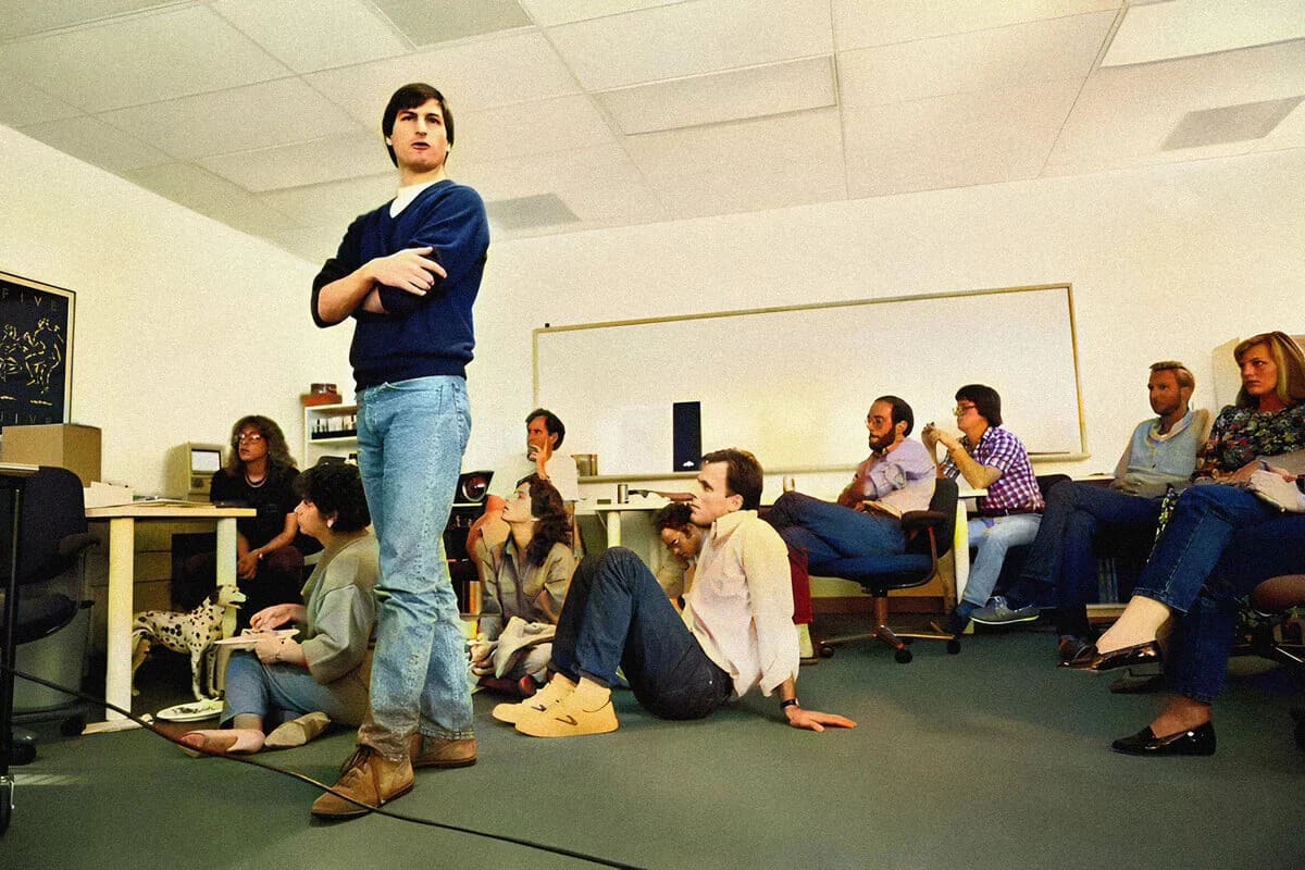 Así trabajaban los primeros empleados de Apple: jornadas de 90 horas y sudaderas que hoy son históricas. Foto: applesfera