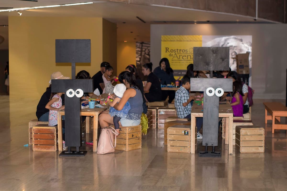 Talleres infantiles del Cecut alientan creatividad y convivencia familiar