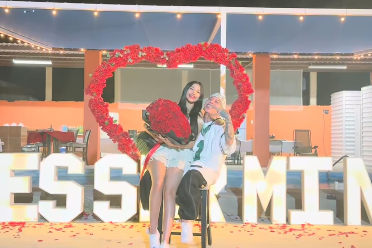 Santa Fe Klan sorprende a Camila Zamorano con romántica propuesta y hacen oficial su relación