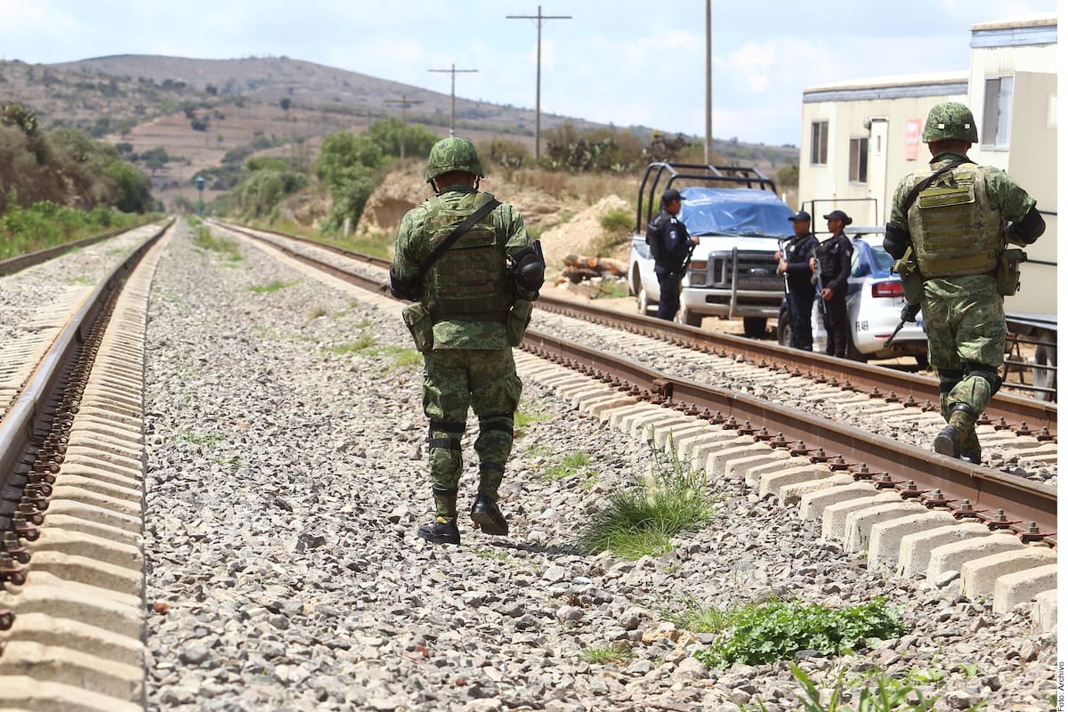 Golpe al cártel de “El Mayo” Zambada: Marina asegura 120 toneladas de precursores químicos en NL y Sinaloa